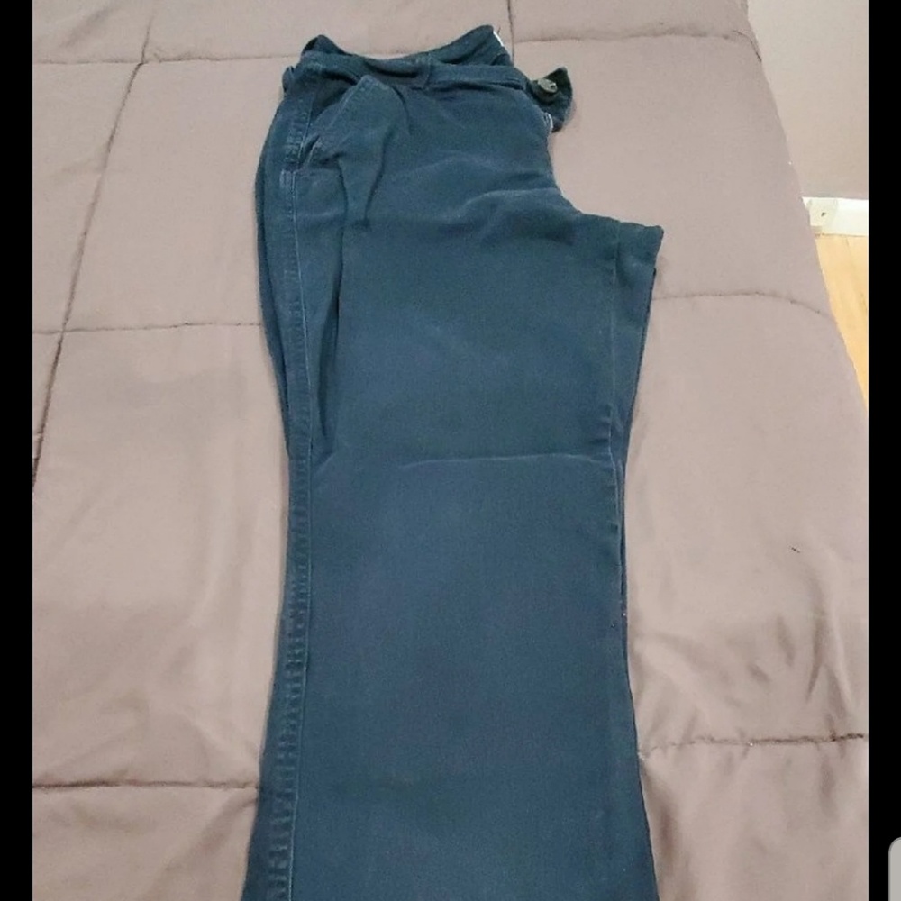 Bootleg pants